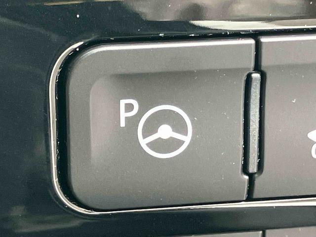 プリウスＡハイブリッド　駐車支援装置　ナビ／ワンセグ／ＢＴ　バックカメラ　全車速追従クルコン　ＬＥＤヘッドライト　オートライト　オートハイビーム　ＢＳＭ　コーナーセンサー　革巻きステアリング　ＨＵＤ　オートＡＣ（千葉県）の中古車