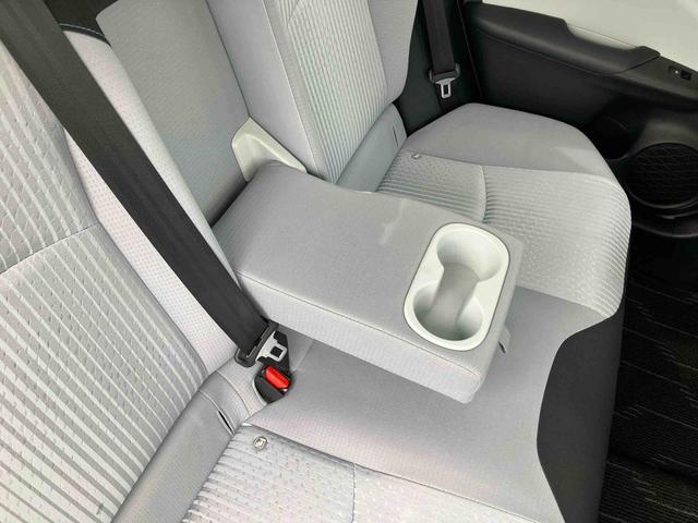 プリウスＡハイブリッド　駐車支援装置　ナビ／ワンセグ／ＢＴ　バックカメラ　全車速追従クルコン　ＬＥＤヘッドライト　オートライト　オートハイビーム　ＢＳＭ　コーナーセンサー　革巻きステアリング　ＨＵＤ　オートＡＣ（千葉県）の中古車