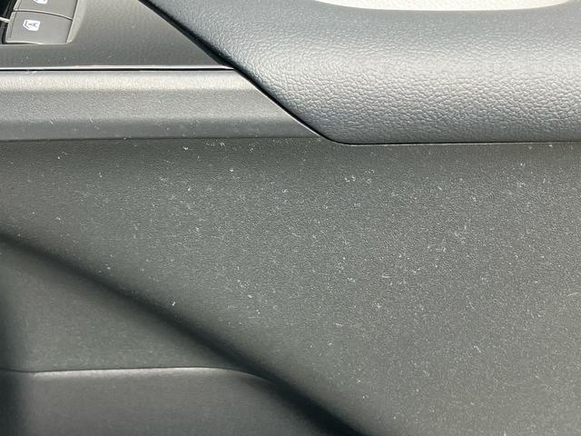 プリウスＡハイブリッド　駐車支援装置　ナビ／ワンセグ／ＢＴ　バックカメラ　全車速追従クルコン　ＬＥＤヘッドライト　オートライト　オートハイビーム　ＢＳＭ　コーナーセンサー　革巻きステアリング　ＨＵＤ　オートＡＣ（千葉県）の中古車