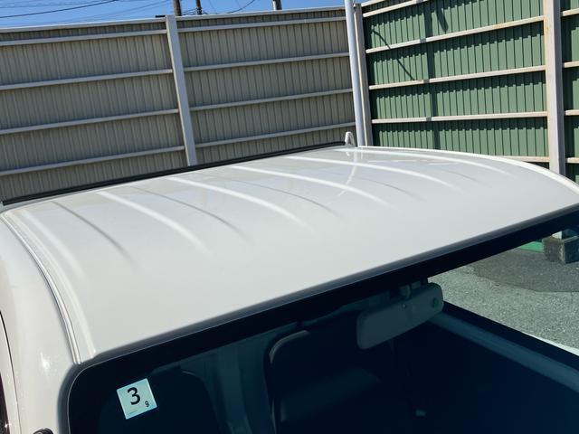 ハイゼットトラックスタンダード４ＷＤ　オートマ　荷台三方開　テールゲートチェーン　バッテリーカバー　マニュアルエアコン　パワーステアリング　スピーカー一体型ＡＭ／ＦＭラジオ　ハロゲンヘッドランプ　左右アシストグリップ　三枚リーフ（千葉県）の中古車