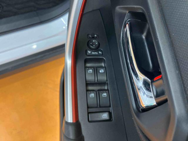 ロッキーＧバックカメラ連動９インチフルセグナビ　ブルートゥース対応　ＵＳＢ接続　フロント．リヤドライブレコーダー連動　ビルトインＥＴＣ　アダプティブクルーズコントロール　前席シートヒーター　リヤフォグランプ（千葉県）の中古車