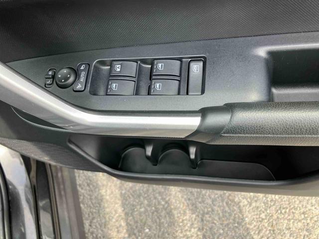 ロッキープレミアムターボ　ナビ／ＴＶ／ＤＶＤ／ＢＴ／ＵＳＢ　バックカメラ　前後ドラレコ　ＥＴＣ　全車速追従クルコン　ＬＥＤヘッドランプ　オートライト　リヤフォグランプ　コーナーセンサ　シートヒーター　革巻ステア　アルミ（千葉県）の中古車