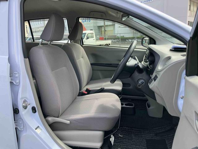 ミライースL SAアイドリングストップ 衝突被害軽減ブレーキ 横滑り防止装置 デジタルメーター サイドレバー式駐車ブレーキ キーレスエントリー 盗難防止アラーム マニュアルエアコン CD/AUX/AM・FMラジオ(千葉県)の中古車