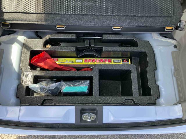 ミライースL SAアイドリングストップ 衝突被害軽減ブレーキ 横滑り防止装置 デジタルメーター サイドレバー式駐車ブレーキ キーレスエントリー 盗難防止アラーム マニュアルエアコン CD/AUX/AM・FMラジオ(千葉県)の中古車