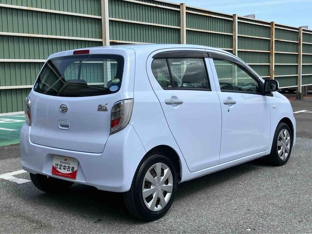 ミライースL SAアイドリングストップ 衝突被害軽減ブレーキ 横滑り防止装置 デジタルメーター サイドレバー式駐車ブレーキ キーレスエントリー 盗難防止アラーム マニュアルエアコン CD/AUX/AM・FMラジオ(千葉県)の中古車