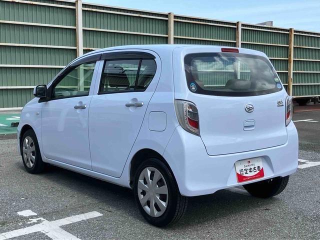 ミライースL SAアイドリングストップ 衝突被害軽減ブレーキ 横滑り防止装置 デジタルメーター サイドレバー式駐車ブレーキ キーレスエントリー 盗難防止アラーム マニュアルエアコン CD/AUX/AM・FMラジオ(千葉県)の中古車