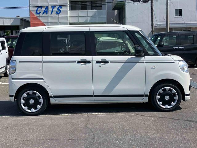 ムーヴキャンバスＧブラックアクセントＶＳ　ＳＡIIIナビ／ＴＶ／ＤＶＤ／ＢＴ／ＵＳＢ　全周囲カメラ　前後ドラレコ　運転席シートヒーター　ＬＥＤヘッドライト　オートライト　スマアシ　置き楽ＢＯＸ　フロントガラスデアイサー　両側電動スライドドア　キーフリー（千葉県）の中古車