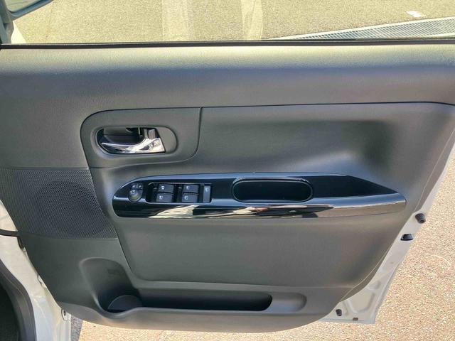 ムーヴキャンバスＧブラックアクセントＶＳ　ＳＡIIIナビ／ＴＶ／ＤＶＤ／ＢＴ／ＵＳＢ　全周囲カメラ　前後ドラレコ　運転席シートヒーター　ＬＥＤヘッドライト　オートライト　スマアシ　置き楽ＢＯＸ　フロントガラスデアイサー　両側電動スライドドア　キーフリー（千葉県）の中古車