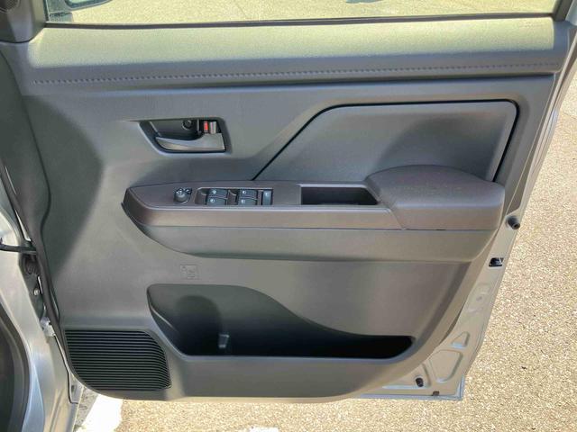 トールＧ　ＳＡIIナビ／ＴＶ／ＤＶＤ／ＢＴ／ＵＳＢ　バックカメラ　ドラレコ　ＥＴＣ　ＬＥＤヘッドライト　オートライト　クルコン　パノラマモニター　衝突被害軽減装置　足踏み式駐車ブレーキ　キーフリーシステム　盗難防止警報（千葉県）の中古車