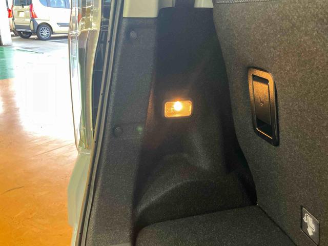 ムーヴカスタム Xリミテッド SAIII衝突被害軽減ブレーキ 横滑り防止装置 ETC オートライト オートハイビーム マニュアルレベリング機能付LEDヘッドライト 運転席シートヒーター プッシュエンジンスタート キーフリーシステム(千葉県)の中古車