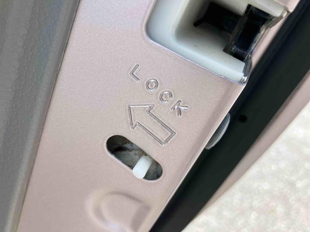 ミライースＬ　スマートセレクションＳＡ衝突被害軽減ブレーキ　横滑り防止装置　ＣＤ／ＡＵＸ／ＡＭ・ＦＭラジオ　アイドリングストップ　サイドレバー式駐車ブレーキ　ハロゲンヘッドランプ　マニュアルエアコン　キーレスエントリー　盗難防止アラーム（千葉県）の中古車