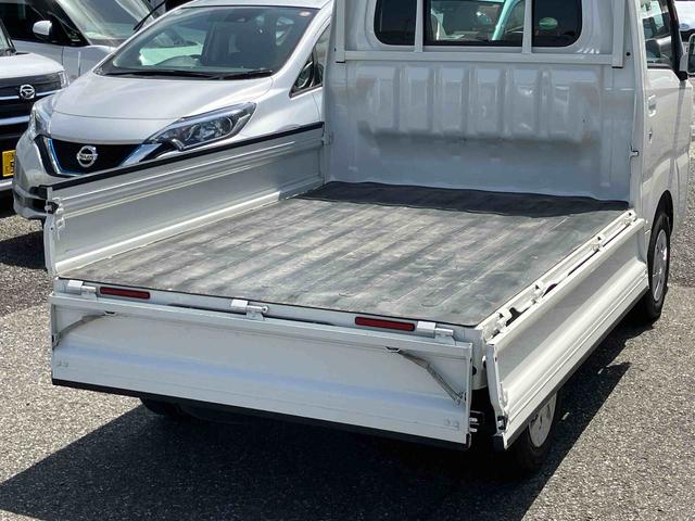 ハイゼットトラックエクストラＳＡIIIｔスマアシ　オーディオ　キーレスエントリー　４ＷＤ　マニュアル（千葉県）の中古車