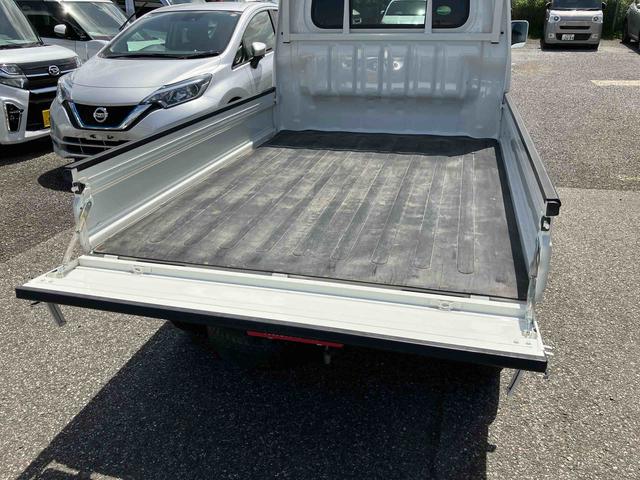 ハイゼットトラックエクストラＳＡIIIｔスマアシ　オーディオ　キーレスエントリー　４ＷＤ　マニュアル（千葉県）の中古車