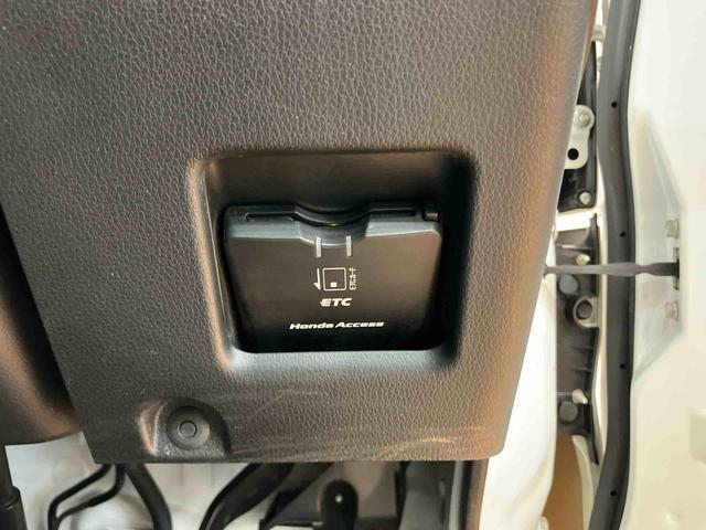 ハイゼットトラックハイルーフＳＡIIIｔフルセグナビ　ＵＳＢ接続　ブルートゥース対応　ＥＴＣ　衝突被害軽減ブレーキ　横滑り防止装置　マニュアルレベリング機能付ＬＥＤヘッドライト　助手席シートバックポケット＋ショッピングフック（千葉県）の中古車