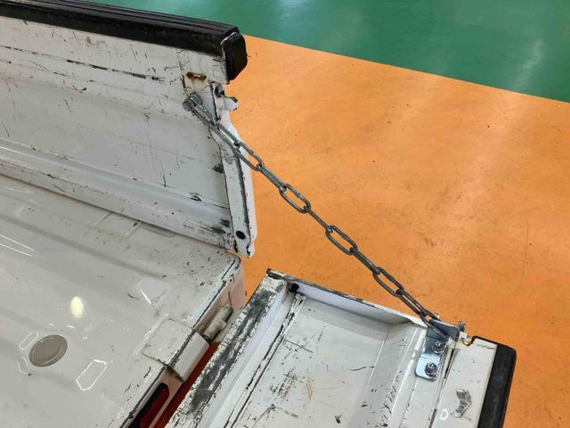 ハイゼットトラックハイルーフＳＡIIIｔフルセグナビ　ＵＳＢ接続　ブルートゥース対応　ＥＴＣ　衝突被害軽減ブレーキ　横滑り防止装置　マニュアルレベリング機能付ＬＥＤヘッドライト　助手席シートバックポケット＋ショッピングフック（千葉県）の中古車