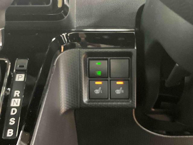 タントカスタムＸバックカメラ連動フルセグナビ　ＵＳＢ接続　ブルートゥース対応　ＴＶナビキット　フロント．リヤドライブレコーダー連動　運転席ロングスライドシート　前席シートヒーター　オートライト　オートハイビーム（千葉県）の中古車