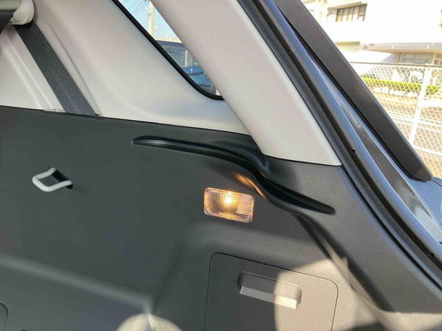 ロッキープレミアムＧ　ＨＥＶＨＥＶ　バックカメラ　全車速追従クルコン　ＬＥＤヘッドランプ　オートライト　ＡＤＢ　リヤフォグランプ　スマアシ　コーナーセンサー　シートヒーター　革巻ステアリング　電動駐車ブレーキ　キーフリー　アルミ（千葉県）の中古車