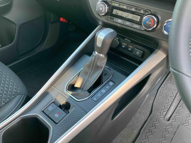 ロッキープレミアムＧ　ＨＥＶＨＥＶ　バックカメラ　全車速追従クルコン　ＬＥＤヘッドランプ　オートライト　ＡＤＢ　リヤフォグランプ　スマアシ　コーナーセンサー　シートヒーター　革巻ステアリング　電動駐車ブレーキ　キーフリー　アルミ（千葉県）の中古車