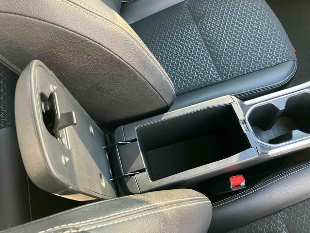 ロッキープレミアムＧ　ＨＥＶＨＥＶ　バックカメラ　全車速追従クルコン　ＬＥＤヘッドランプ　オートライト　ＡＤＢ　リヤフォグランプ　スマアシ　コーナーセンサー　シートヒーター　革巻ステアリング　電動駐車ブレーキ　キーフリー　アルミ（千葉県）の中古車