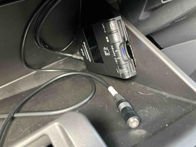 ワゴンＲＦＸリミテッドナビ／ＴＶ／ＤＶＤ／ＢＴ　ＥＴＣ　オートエアコン　アルミホイール　シートリフター　アイドリングストップ　スマートキー　プッシュボタンスタート　盗難防止警報　足踏み式駐車ブレーキ　ハロゲンヘッドランプ（千葉県）の中古車