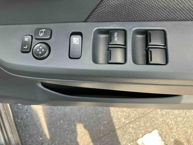 ワゴンＲＦＸリミテッドナビ／ＴＶ／ＤＶＤ／ＢＴ　ＥＴＣ　オートエアコン　アルミホイール　シートリフター　アイドリングストップ　スマートキー　プッシュボタンスタート　盗難防止警報　足踏み式駐車ブレーキ　ハロゲンヘッドランプ（千葉県）の中古車