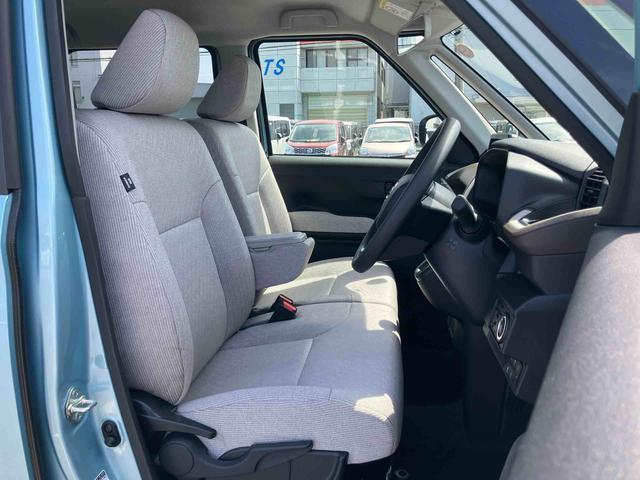 ムーヴＸ両側スライドドア（左側電動）　バックカメラ　ＬＥＤヘッドライト　オートライト　オートハイビーム　衝突被害軽減ブレーキ　前後コーナーセンサー　キーフリー　盗難防止アラーム　足踏み式駐車ブレーキ　ステリモ（千葉県）の中古車