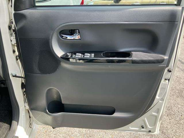 タントカスタムＲＳ　トップエディションＳＡ４ＷＤ　ターボ　ナビ／ＴＶ／ＤＶＤ／ＢＴ　バックカメラ　ＥＴＣ　トップシェイドガラス　ＬＥＤヘッドライト　オートライト　スマアシ　両側電動スライド　革巻ステア　キーフリー　イモビライザー　盗難防止警報（千葉県）の中古車