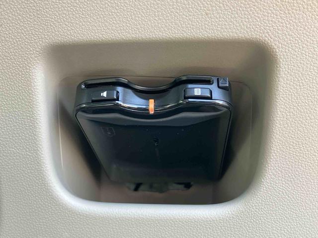 ムーヴＬナビ／ワンセグ／ＵＳＢ／ＣＤ　ＥＴＣ　アイドリングストップ　横滑り防止装置　キーレスエントリー　盗難防止アラーム　マニュアルエアコン　ハロゲンヘッドランプ　スモークガラス　足踏み式パーキングブレーキ（千葉県）の中古車