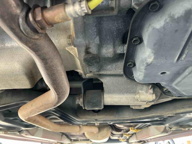 ムーヴＬナビ／ワンセグ／ＵＳＢ／ＣＤ　ＥＴＣ　アイドリングストップ　横滑り防止装置　キーレスエントリー　盗難防止アラーム　マニュアルエアコン　ハロゲンヘッドランプ　スモークガラス　足踏み式パーキングブレーキ（千葉県）の中古車