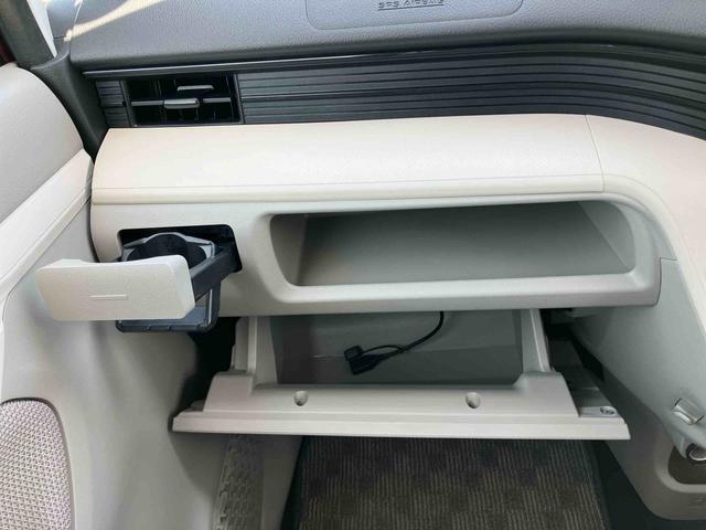 ムーヴＬナビ／ワンセグ／ＵＳＢ／ＣＤ　ＥＴＣ　アイドリングストップ　横滑り防止装置　キーレスエントリー　盗難防止アラーム　マニュアルエアコン　ハロゲンヘッドランプ　スモークガラス　足踏み式パーキングブレーキ（千葉県）の中古車