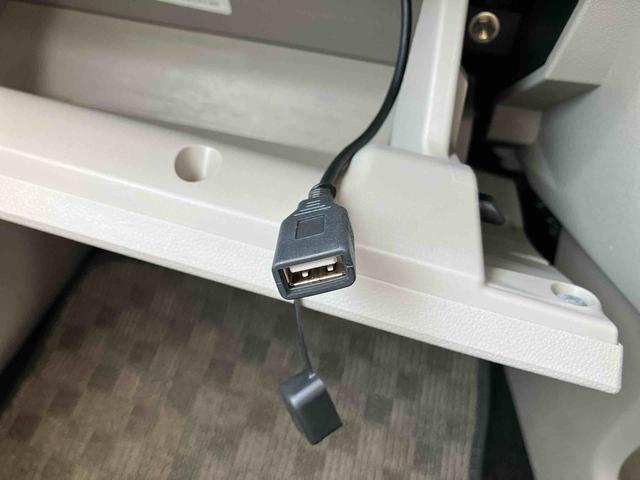 ムーヴＬナビ／ワンセグ／ＵＳＢ／ＣＤ　ＥＴＣ　アイドリングストップ　横滑り防止装置　キーレスエントリー　盗難防止アラーム　マニュアルエアコン　ハロゲンヘッドランプ　スモークガラス　足踏み式パーキングブレーキ（千葉県）の中古車