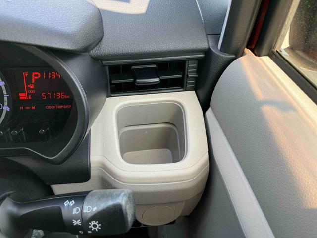 ムーヴＬナビ／ワンセグ／ＵＳＢ／ＣＤ　ＥＴＣ　アイドリングストップ　横滑り防止装置　キーレスエントリー　盗難防止アラーム　マニュアルエアコン　ハロゲンヘッドランプ　スモークガラス　足踏み式パーキングブレーキ（千葉県）の中古車