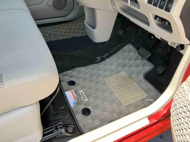 ムーヴＬナビ／ワンセグ／ＵＳＢ／ＣＤ　ＥＴＣ　アイドリングストップ　横滑り防止装置　キーレスエントリー　盗難防止アラーム　マニュアルエアコン　ハロゲンヘッドランプ　スモークガラス　足踏み式パーキングブレーキ（千葉県）の中古車