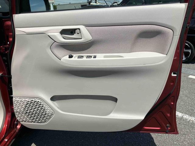 ムーヴＬナビ／ワンセグ／ＵＳＢ／ＣＤ　ＥＴＣ　アイドリングストップ　横滑り防止装置　キーレスエントリー　盗難防止アラーム　マニュアルエアコン　ハロゲンヘッドランプ　スモークガラス　足踏み式パーキングブレーキ（千葉県）の中古車