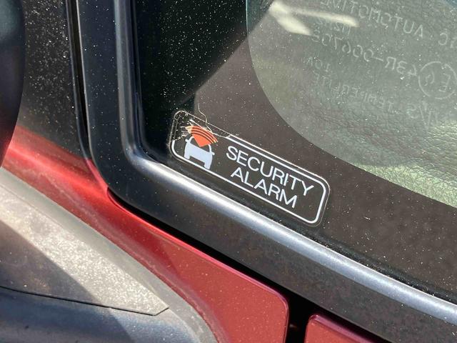 ムーヴＬナビ／ワンセグ／ＵＳＢ／ＣＤ　ＥＴＣ　アイドリングストップ　横滑り防止装置　キーレスエントリー　盗難防止アラーム　マニュアルエアコン　ハロゲンヘッドランプ　スモークガラス　足踏み式パーキングブレーキ（千葉県）の中古車