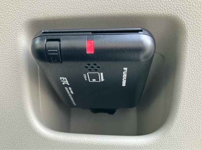 ムーヴＬ　ＳＡIIナビ／ワンセグ／ＵＳＢ／ＣＤ　ＥＴＣ　トップシェイドガラス　シートリフター　アイドリングストップ　衝突被害軽減装置　誤発進抑制制御　横滑り防止装置　スモークガラス　キーレスエントリー　盗難防止アラーム（千葉県）の中古車