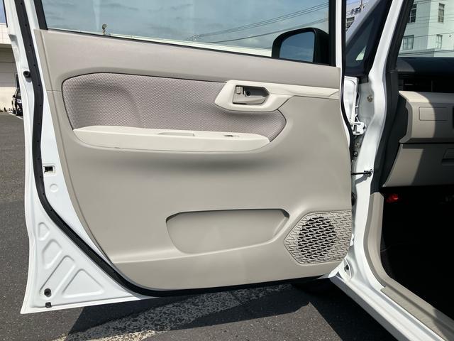 ムーヴＬ　ＳＡIIナビ／ワンセグ／ＵＳＢ／ＣＤ　ＥＴＣ　トップシェイドガラス　シートリフター　アイドリングストップ　衝突被害軽減装置　誤発進抑制制御　横滑り防止装置　スモークガラス　キーレスエントリー　盗難防止アラーム（千葉県）の中古車