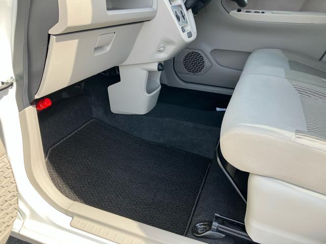 ムーヴＬ　ＳＡIIナビ／ワンセグ／ＵＳＢ／ＣＤ　ＥＴＣ　トップシェイドガラス　シートリフター　アイドリングストップ　衝突被害軽減装置　誤発進抑制制御　横滑り防止装置　スモークガラス　キーレスエントリー　盗難防止アラーム（千葉県）の中古車