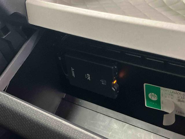 タントＸバックカメラ連動フルセグナビ　ＵＳＢ接続　ブルートゥース対応　ＥＴＣ　運転席ロングスライドシート　前席シートヒーター　前後コーナーセンサー　マニュアルレベリング機能付ＬＥＤヘッドライト（千葉県）の中古車