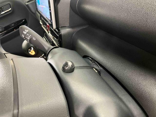 タントカスタムＸバックカメラ連動９インチフルセグナビ　ＵＳＢ接続　ブルートゥース対応　ＴＶナビキット　フロント．リヤドライブレコーダー連動　前後コーナーセンサー　運転席ロングスライドシート　前席シートヒーター（千葉県）の中古車