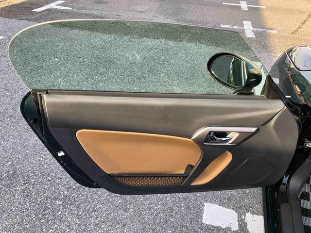 コペンセロ　Ｓターボ　ナビ／ＴＶ／ＤＶＤ／ＢＴ／ＵＳＢ　バックカメラ　ＥＴＣ　ドラレコ　ＲＥＣＡＲＯシート　ＢＩＬＳＴＥＩＮショック　ＭＯＭＯ製革ハンドル　前後コーナーセンサー　ＬＥＤヘッドライト　シートヒーター（千葉県）の中古車