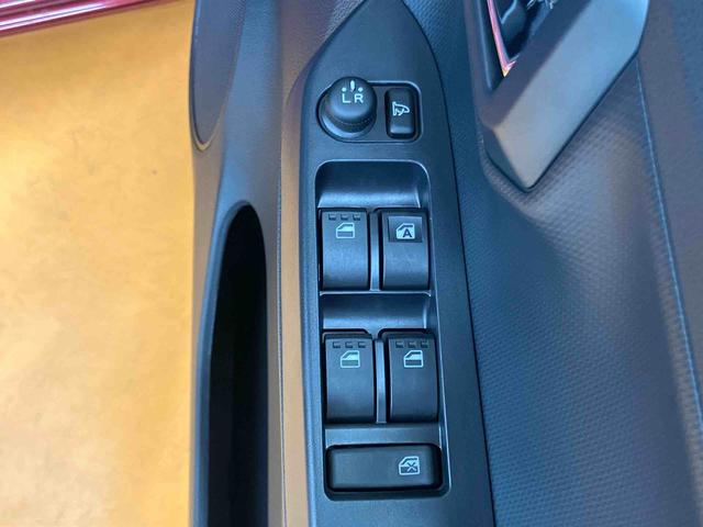 ミライースＸ　ＳＡIII衝突被害軽減ブレーキ　横滑り防止装置　オートライト　オートハイビーム　マニュアルレベリング機能付ＬＥＤヘッドライト　前後コーナーセンサー　キーレスエントリー　バニティーミラー付き左右サンバイザー（千葉県）の中古車