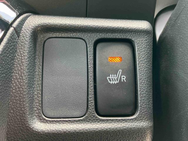 キャストスポーツＳＡIIターボ　ナビ／ＴＶ／ＤＶＤ／ＢＴ／ＵＳＢ　バックカメラ　ＥＴＣ　ＭＯＭＯ製革巻ハンドル　パドルシフト　ＬＥＤヘッドライト　オートライト　スマアシ　運転席シートヒーター　プッシュスタート　アルミホイール（千葉県）の中古車