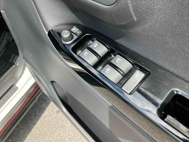 キャストスポーツＳＡIIターボ　ナビ／ＴＶ／ＤＶＤ／ＢＴ／ＵＳＢ　バックカメラ　ＥＴＣ　ＭＯＭＯ製革巻ハンドル　パドルシフト　ＬＥＤヘッドライト　オートライト　スマアシ　運転席シートヒーター　プッシュスタート　アルミホイール（千葉県）の中古車