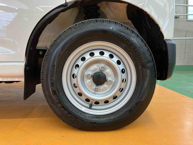 ハイゼットカーゴデラックス衝突被害軽減ブレーキ　コーナーセンサー　オートライト　プライバシーガラス　フロントパワーウィンドウ　オーバーヘッドシェルフ　スピーカー一体型ＡＭ・ＦＭラジオ　キーレスエントリー　アイドリングストップ（千葉県）の中古車