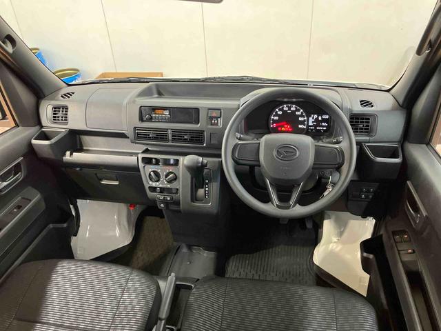 ハイゼットカーゴデラックス衝突被害軽減ブレーキ　コーナーセンサー　オートライト　プライバシーガラス　フロントパワーウィンドウ　オーバーヘッドシェルフ　スピーカー一体型ＡＭ・ＦＭラジオ　キーレスエントリー　アイドリングストップ（千葉県）の中古車