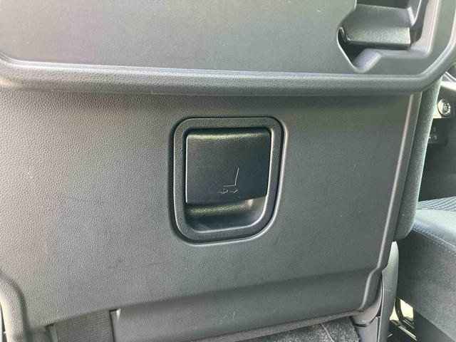 タントカスタムＸ両側電動スライドドア　バックカメラ　ＬＥＤヘッドライト　フォグランプ　オートライト　オートハイビーム　スマアシ　シートヒーター　前後コ−ナ−センサー　電動駐車ブレーキ　キーフリー　アルミホイール　ＣＤ（千葉県）の中古車