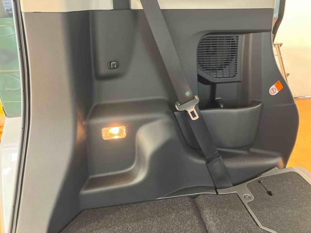 トールカスタムＧスマホ連携９インチディスプレイオーディオ　ＵＳＢ接続　ＨＤＭＩ接続　ブルートゥース対応　アダプティブクルーズコントロール　オートブレーキホールド付き電動パーキング　前後コーナーセンサー（千葉県）の中古車