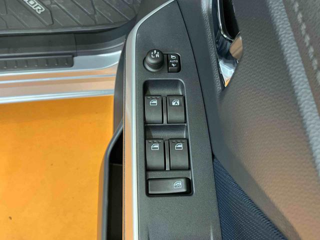 トールカスタムＧスマホ連携９インチディスプレイオーディオ　ＵＳＢ接続　ＨＤＭＩ接続　ブルートゥース対応　アダプティブクルーズコントロール　オートブレーキホールド付き電動パーキング　前後コーナーセンサー（千葉県）の中古車