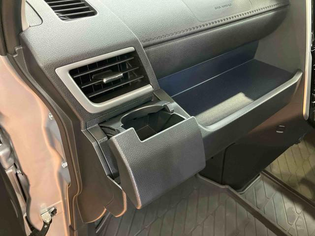 トールカスタムＧスマホ連携９インチディスプレイオーディオ　ＵＳＢ接続　ＨＤＭＩ接続　ブルートゥース対応　アダプティブクルーズコントロール　オートブレーキホールド付き電動パーキング　前後コーナーセンサー（千葉県）の中古車